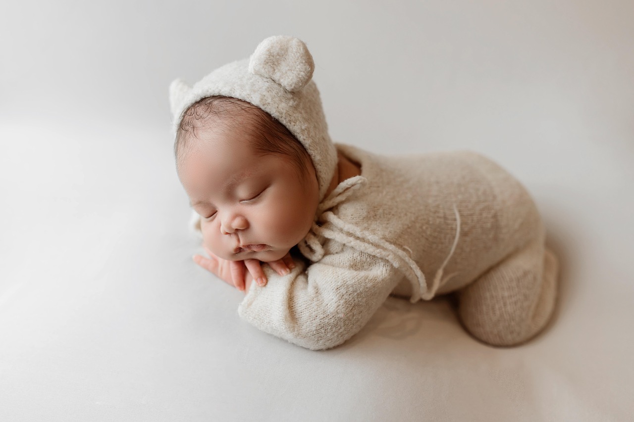 entdecken sie unsere niedliche und stilvolle babykleidung, die für komfort und bewegungsfreiheit sorgt. hochwertige materialien, liebevolle designs und eine große auswahl für die kleinsten. ideal für jeden anlass!