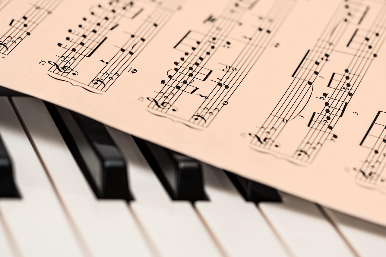 Welche Musikinstrumente eignen sich für Kleinkinder?