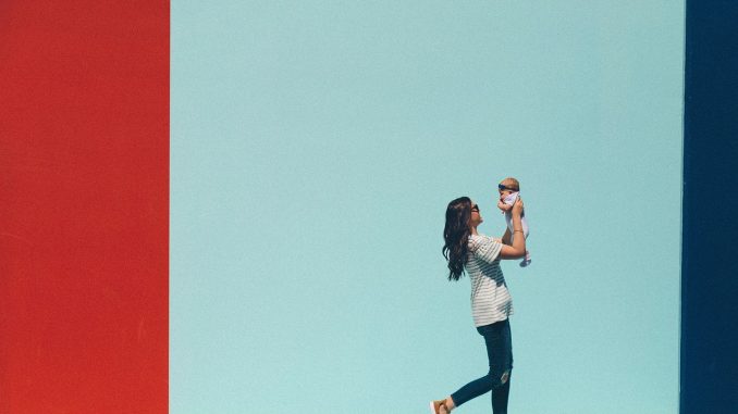 bonding entdecken sie die kunst des bonding – eine effektive technik zur stärkung von beziehungen und zur förderung von vertrauen. erfahren sie, wie bonding in verschiedenen lebensbereichen, von der psychologie bis zur geschäftswelt, angewendet wird, um tiefere verbindungen zu schaffen.