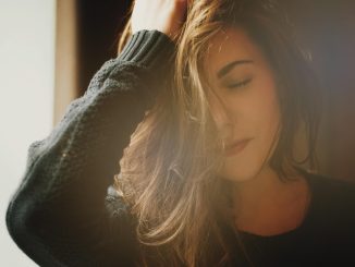 morgendliche übelkeit ist ein häufiges symptom in der frühen schwangerschaft. erfahren sie alles über die ursachen, symptome und bewährte tipps zur linderung von übelkeit und unwohlsein am morgen.