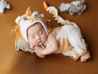 entdecken sie unsere hochwertigen spielzeuge für neugeborene, die die sensorische entwicklung fördern und stundenlangen spaß bieten. perfekt für babygerechtes spielen!