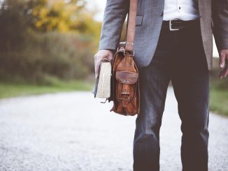 entdecken sie praktische und stilvolle wickeltaschen für unterwegs. unsere diaper bags bieten viel platz, intelligente fächer und modernes design – ideal für alle bedürfnisse frischgebackener eltern.